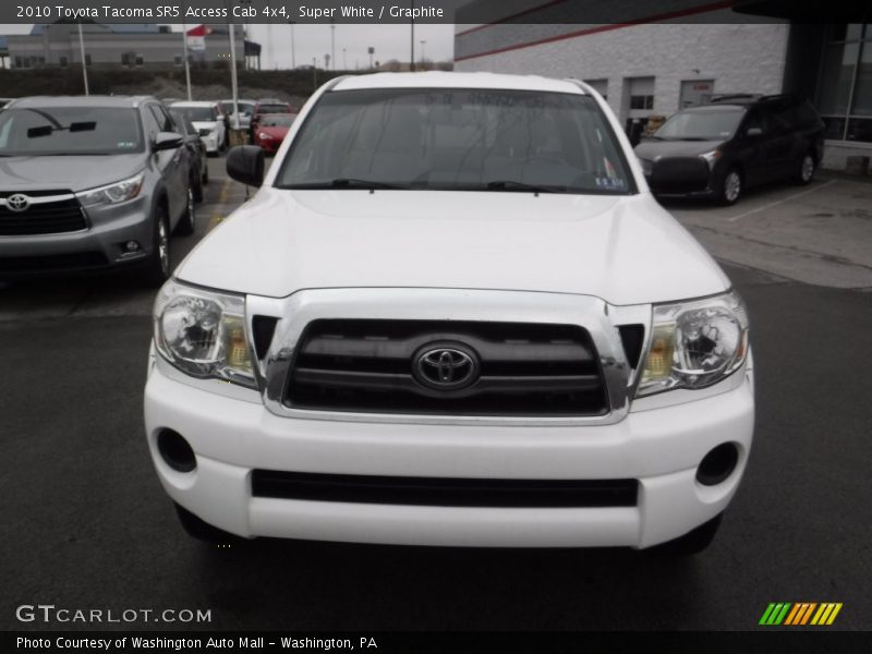 Super White / Graphite 2010 Toyota Tacoma SR5 Access Cab 4x4
