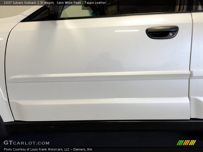 Satin White Pearl / Taupe Leather 2007 Subaru Outback 2.5i Wagon