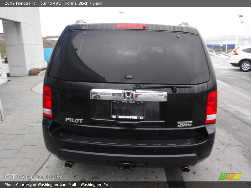 Formal Black / Black 2009 Honda Pilot Touring 4WD