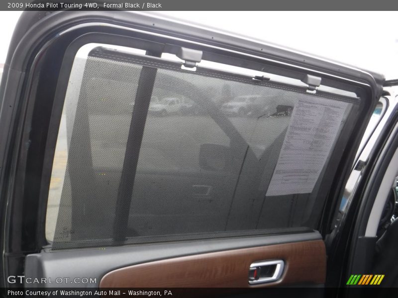 Formal Black / Black 2009 Honda Pilot Touring 4WD