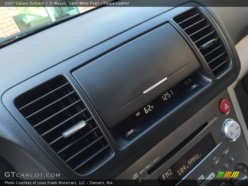 Satin White Pearl / Taupe Leather 2007 Subaru Outback 2.5i Wagon