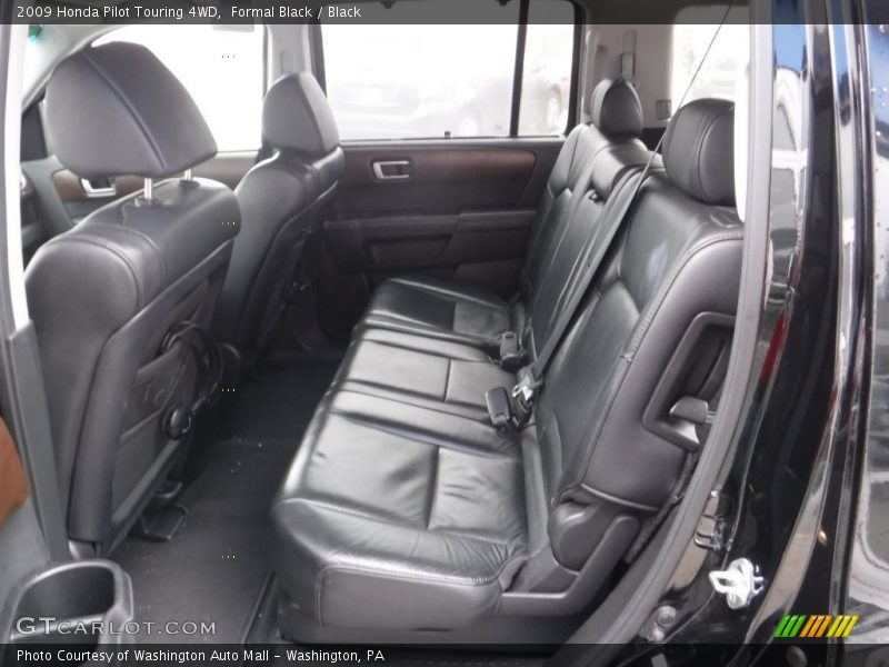 Formal Black / Black 2009 Honda Pilot Touring 4WD
