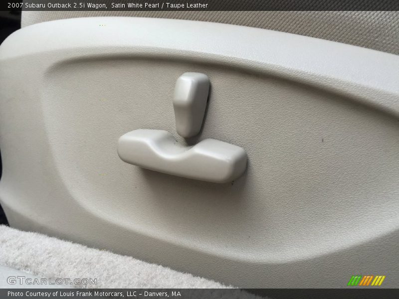 Satin White Pearl / Taupe Leather 2007 Subaru Outback 2.5i Wagon