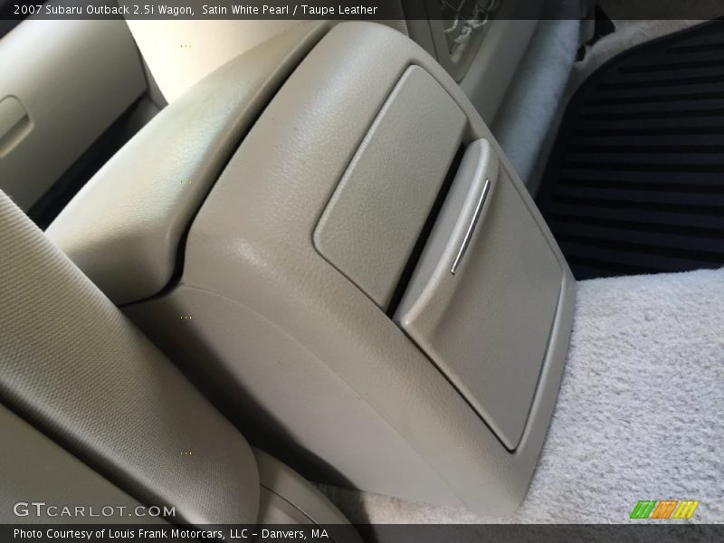 Satin White Pearl / Taupe Leather 2007 Subaru Outback 2.5i Wagon