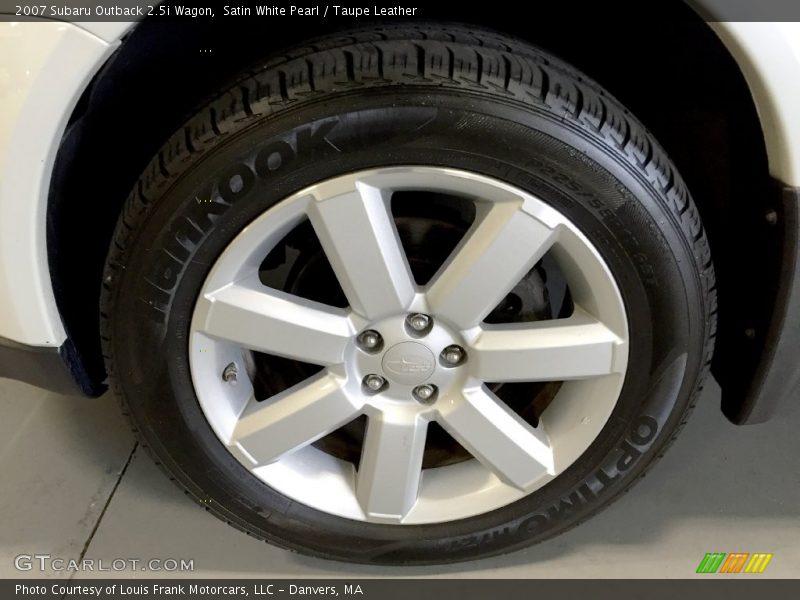 Satin White Pearl / Taupe Leather 2007 Subaru Outback 2.5i Wagon