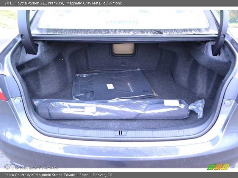 Magnetic Gray Metallic / Almond 2015 Toyota Avalon XLE Premium