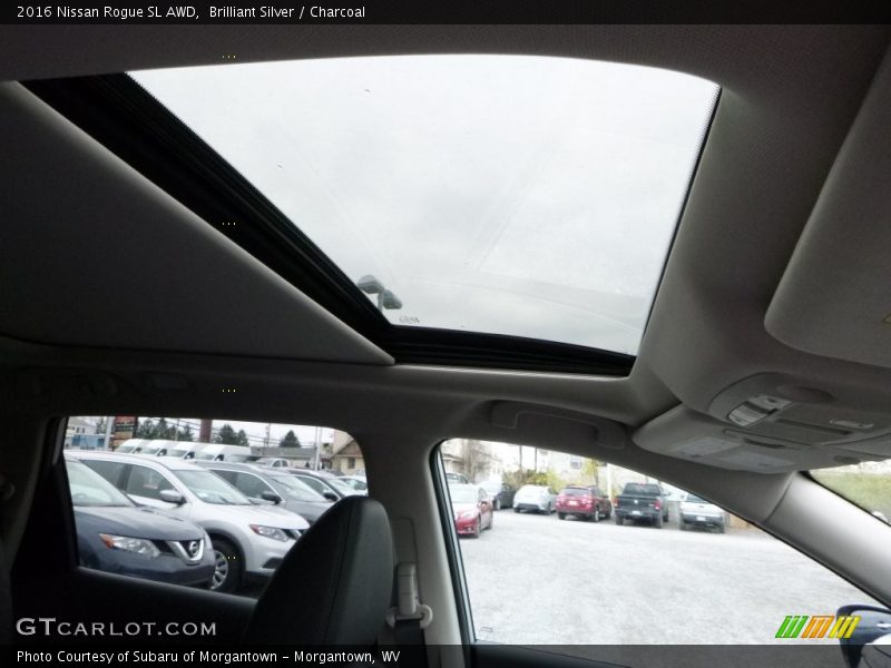 Brilliant Silver / Charcoal 2016 Nissan Rogue SL AWD