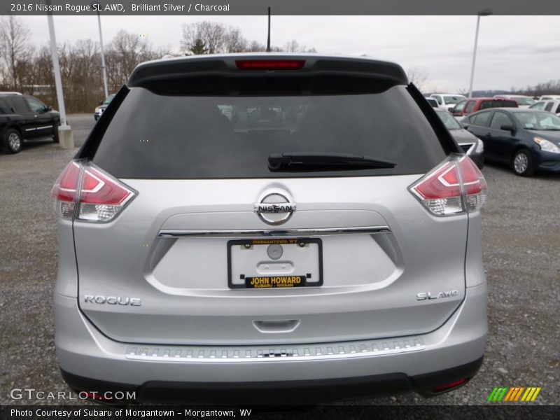 Brilliant Silver / Charcoal 2016 Nissan Rogue SL AWD
