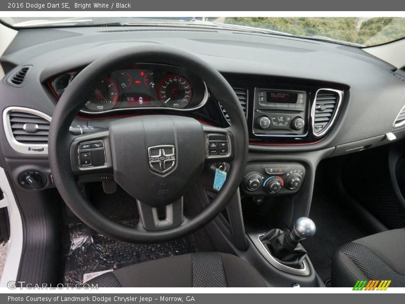 Bright White / Black 2016 Dodge Dart SE