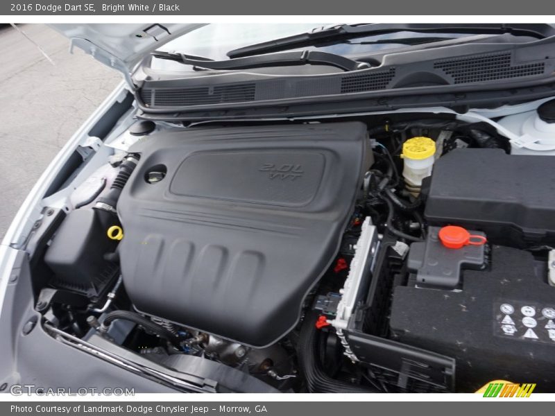Bright White / Black 2016 Dodge Dart SE
