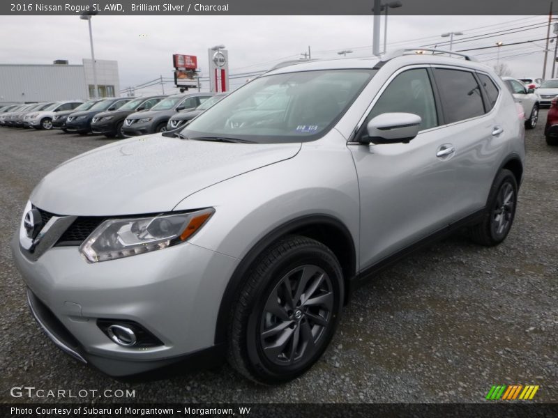 Brilliant Silver / Charcoal 2016 Nissan Rogue SL AWD
