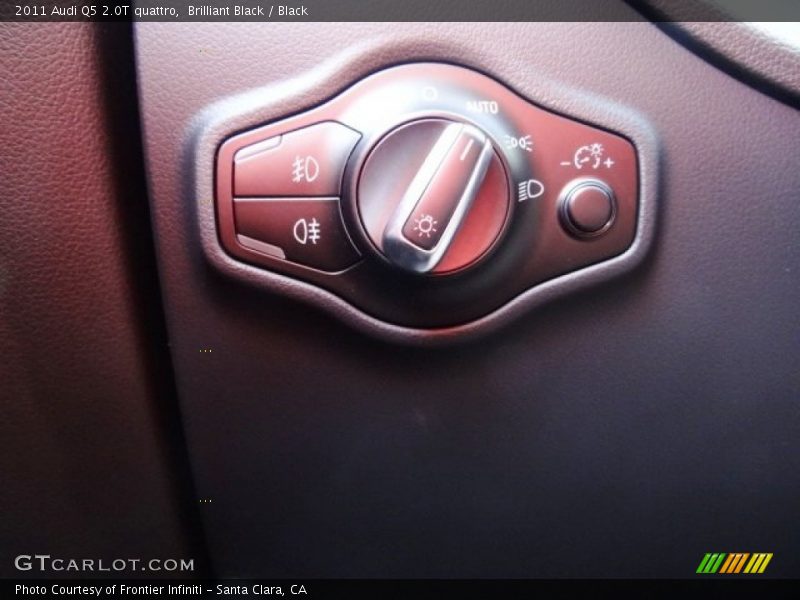 Brilliant Black / Black 2011 Audi Q5 2.0T quattro