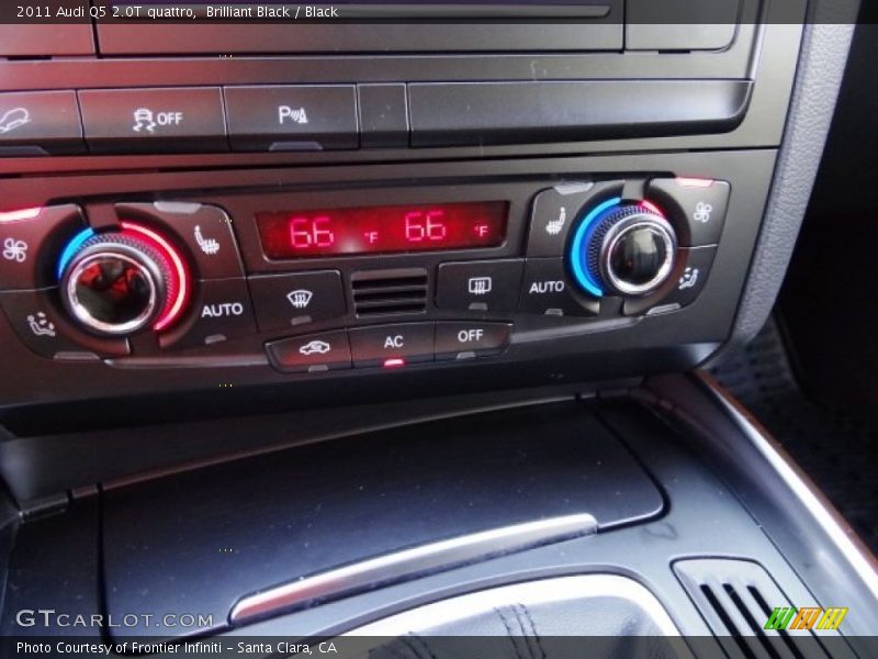 Brilliant Black / Black 2011 Audi Q5 2.0T quattro