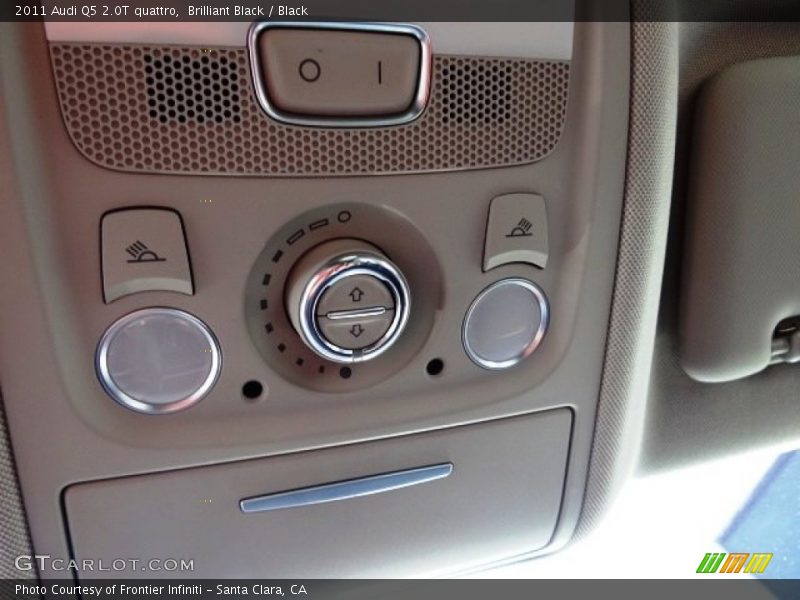 Brilliant Black / Black 2011 Audi Q5 2.0T quattro