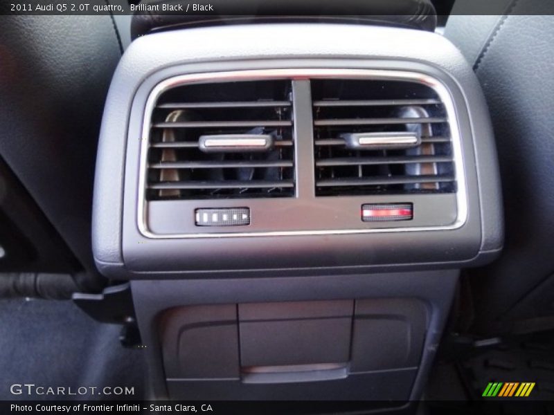 Brilliant Black / Black 2011 Audi Q5 2.0T quattro