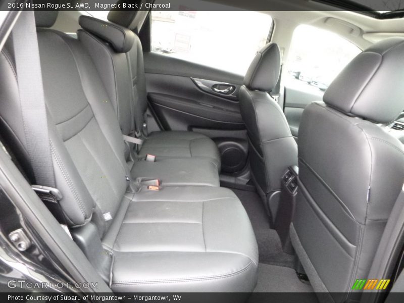 Magnetic Black / Charcoal 2016 Nissan Rogue SL AWD