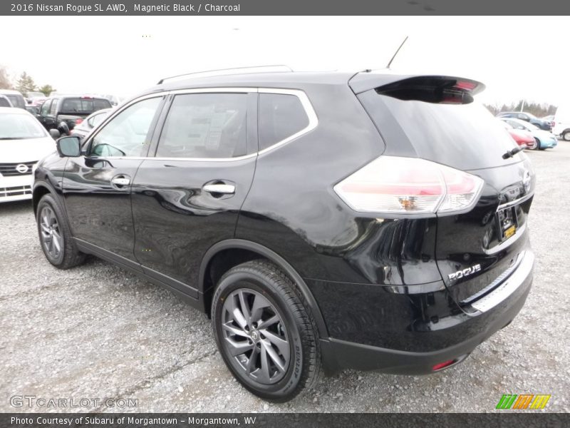 Magnetic Black / Charcoal 2016 Nissan Rogue SL AWD