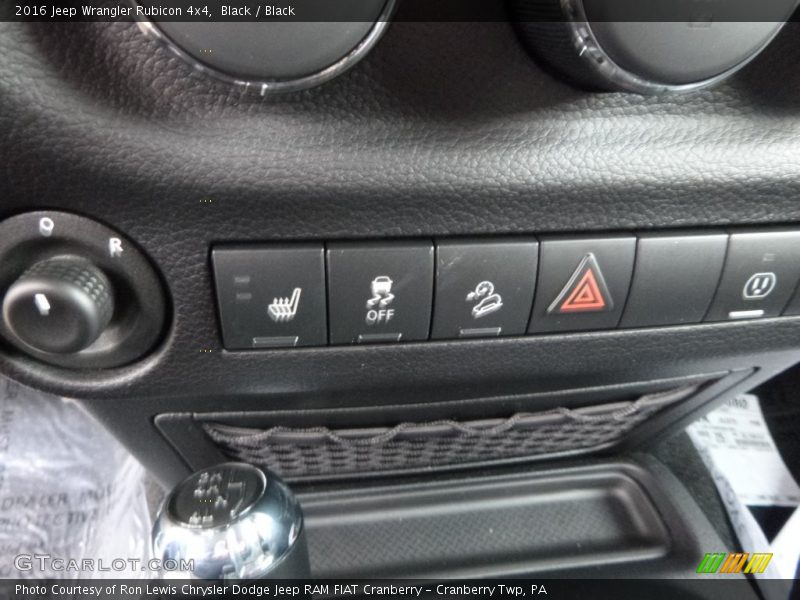 Black / Black 2016 Jeep Wrangler Rubicon 4x4