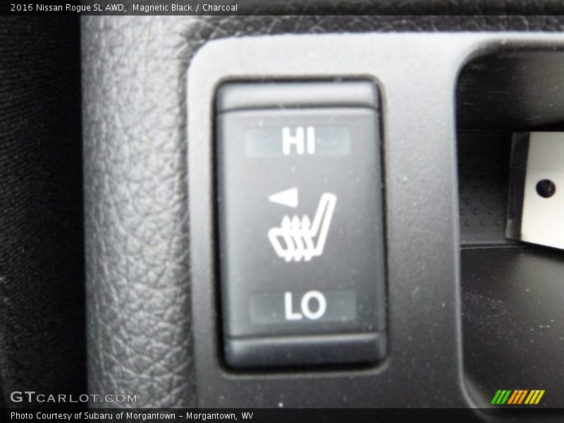 Magnetic Black / Charcoal 2016 Nissan Rogue SL AWD