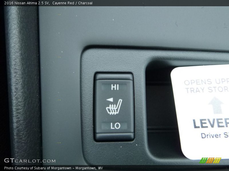 Cayenne Red / Charcoal 2016 Nissan Altima 2.5 SV