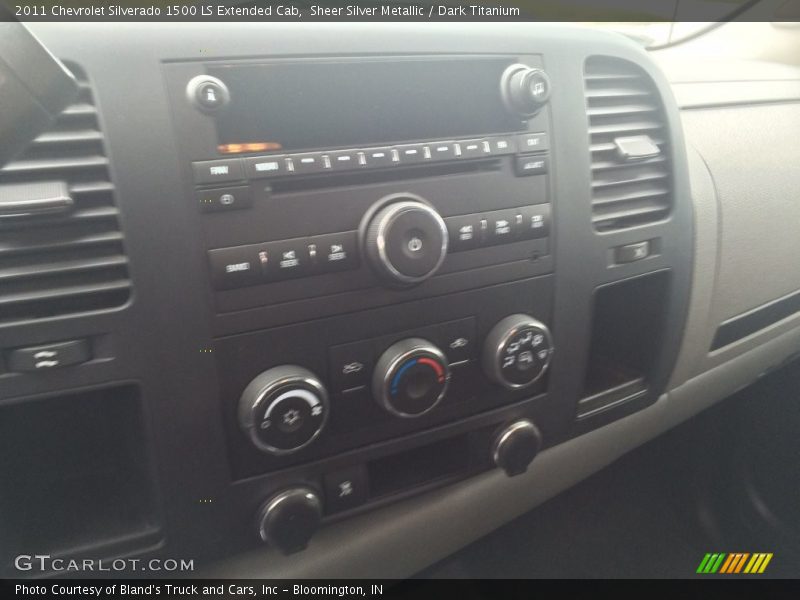 Sheer Silver Metallic / Dark Titanium 2011 Chevrolet Silverado 1500 LS Extended Cab