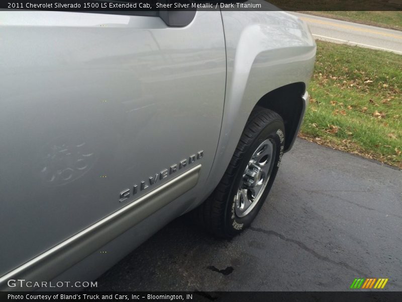 Sheer Silver Metallic / Dark Titanium 2011 Chevrolet Silverado 1500 LS Extended Cab