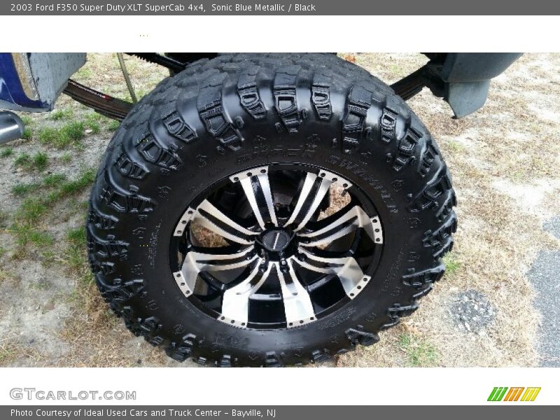 Sonic Blue Metallic / Black 2003 Ford F350 Super Duty XLT SuperCab 4x4