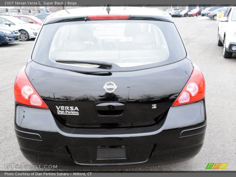 Super Black / Beige 2007 Nissan Versa S