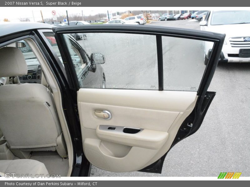 Super Black / Beige 2007 Nissan Versa S