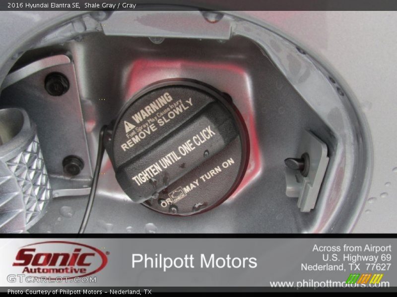 Shale Gray / Gray 2016 Hyundai Elantra SE
