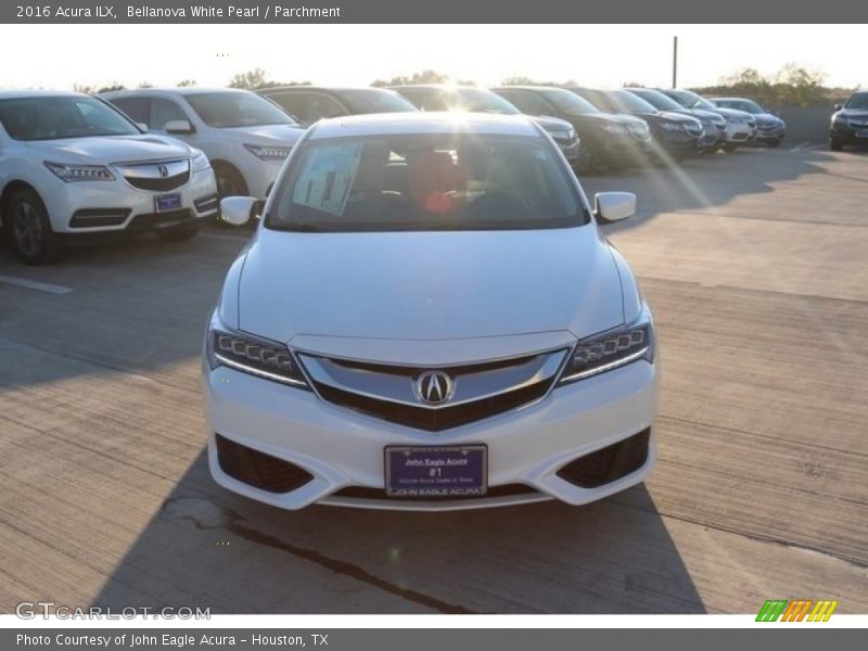 Bellanova White Pearl / Parchment 2016 Acura ILX