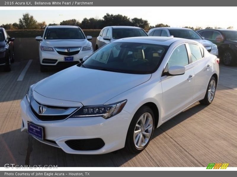 Bellanova White Pearl / Parchment 2016 Acura ILX