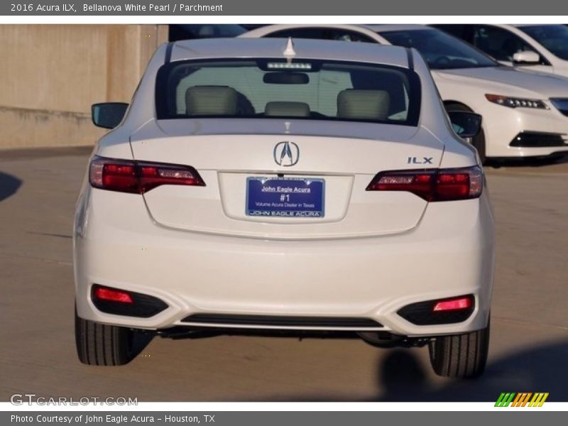 Bellanova White Pearl / Parchment 2016 Acura ILX