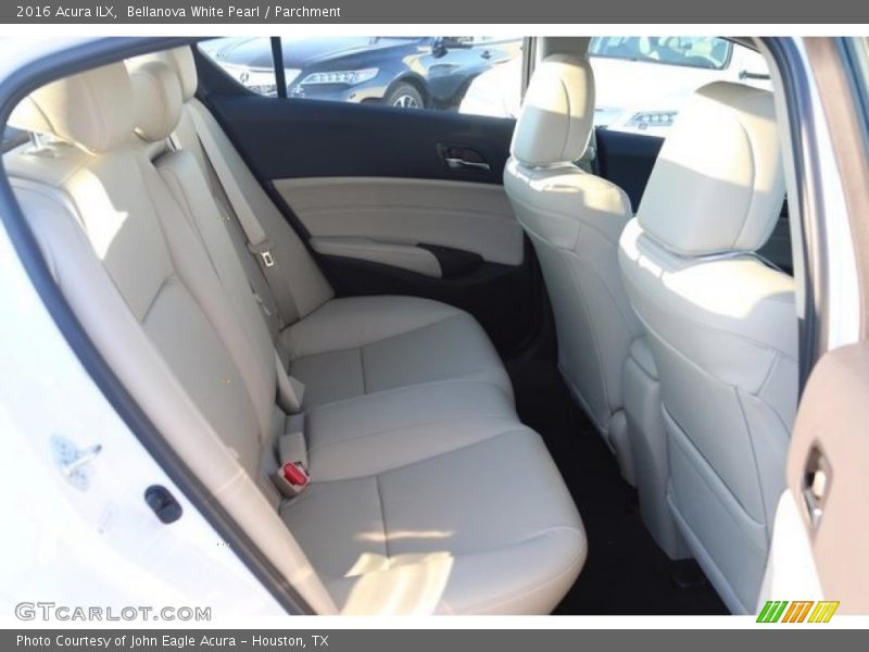 Bellanova White Pearl / Parchment 2016 Acura ILX