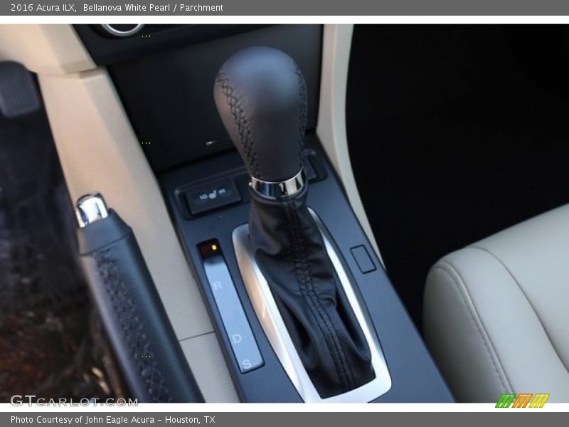 Bellanova White Pearl / Parchment 2016 Acura ILX
