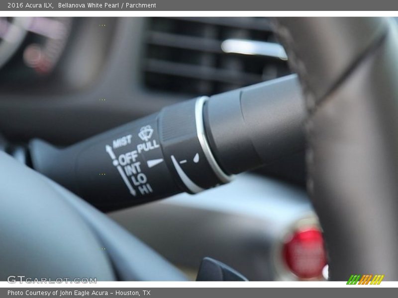 Bellanova White Pearl / Parchment 2016 Acura ILX