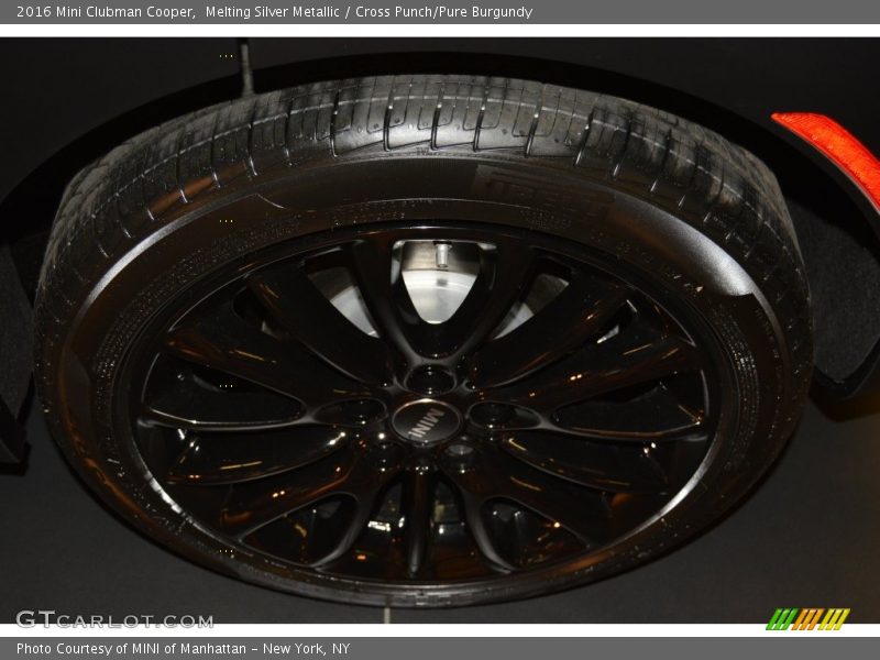 Melting Silver Metallic / Cross Punch/Pure Burgundy 2016 Mini Clubman Cooper