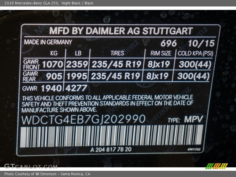 Night Black / Black 2016 Mercedes-Benz GLA 250