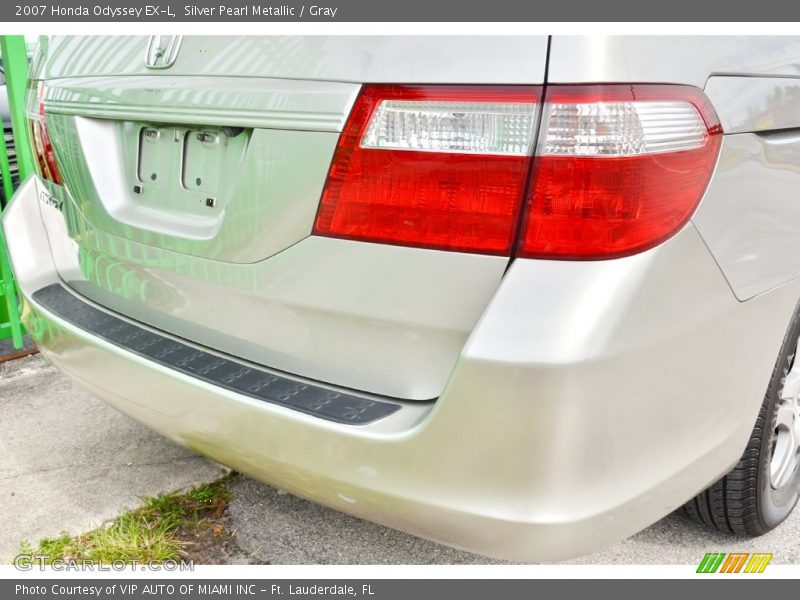 Silver Pearl Metallic / Gray 2007 Honda Odyssey EX-L