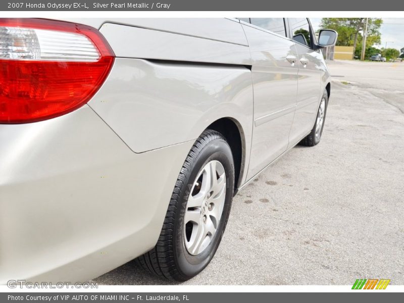 Silver Pearl Metallic / Gray 2007 Honda Odyssey EX-L