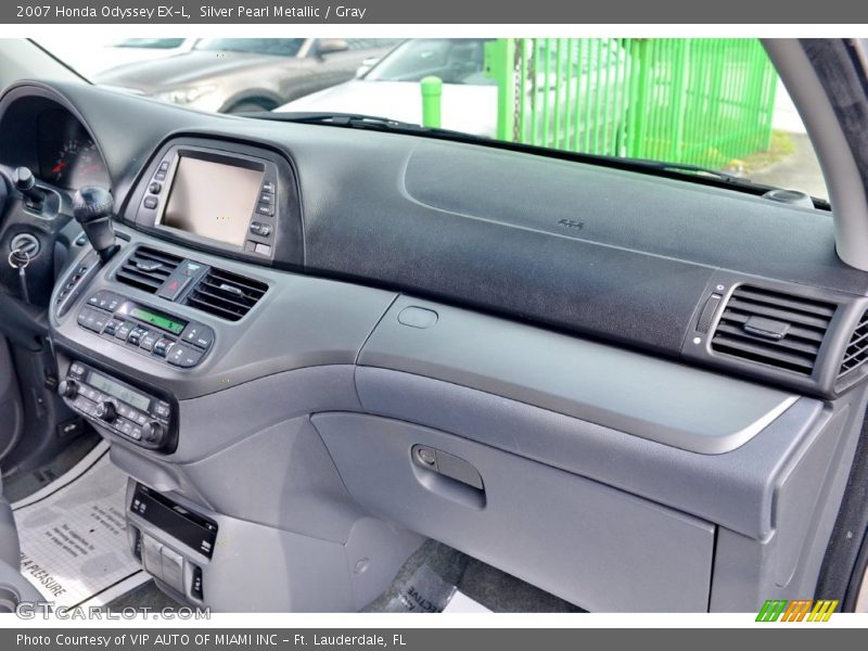 Silver Pearl Metallic / Gray 2007 Honda Odyssey EX-L