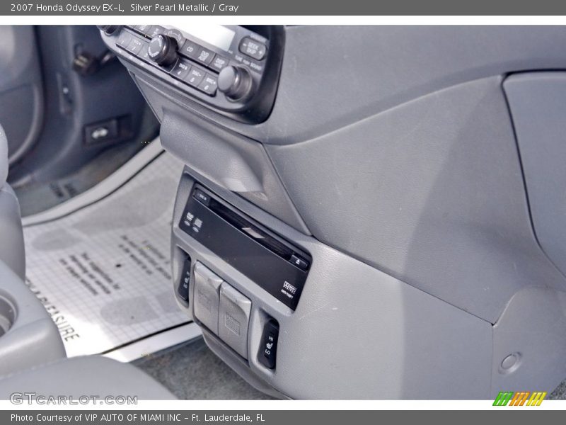 Silver Pearl Metallic / Gray 2007 Honda Odyssey EX-L