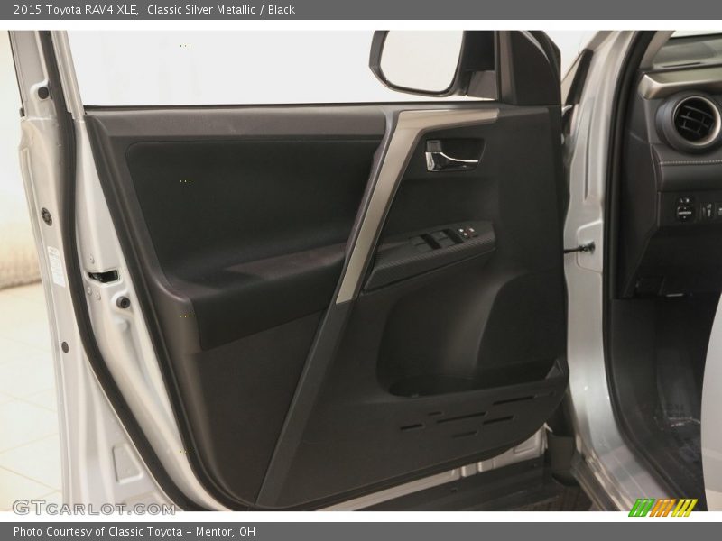 Classic Silver Metallic / Black 2015 Toyota RAV4 XLE