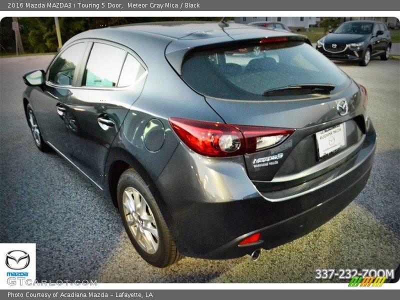 Meteor Gray Mica / Black 2016 Mazda MAZDA3 i Touring 5 Door