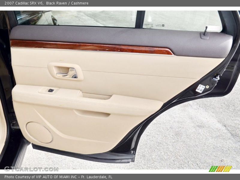 Black Raven / Cashmere 2007 Cadillac SRX V6