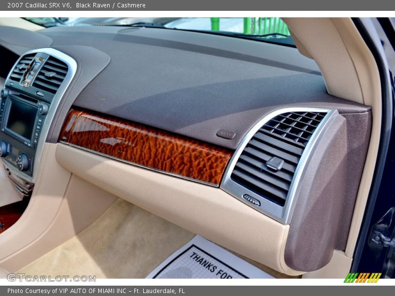 Black Raven / Cashmere 2007 Cadillac SRX V6