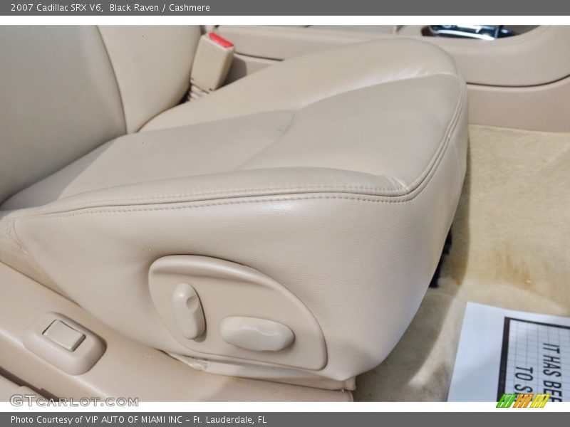 Black Raven / Cashmere 2007 Cadillac SRX V6