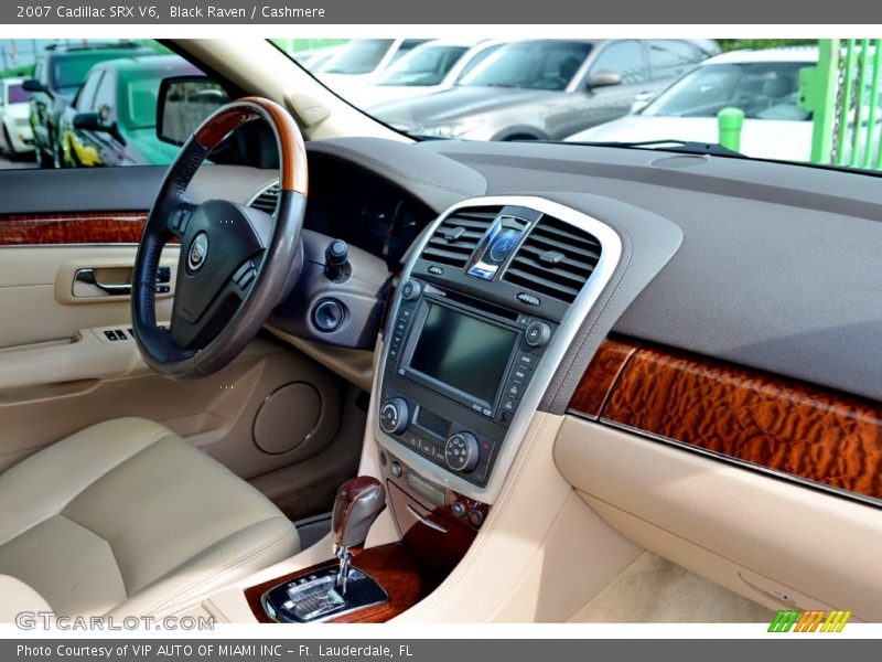 Black Raven / Cashmere 2007 Cadillac SRX V6