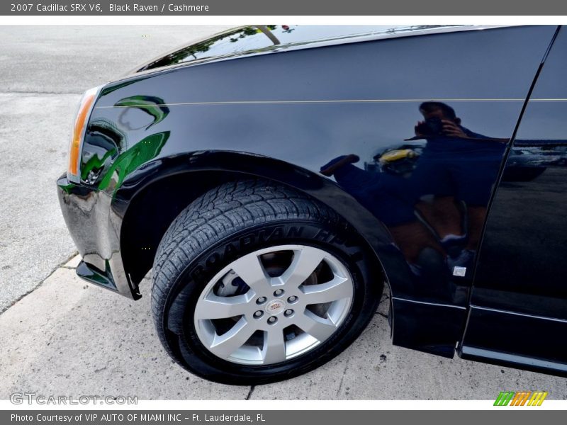 Black Raven / Cashmere 2007 Cadillac SRX V6