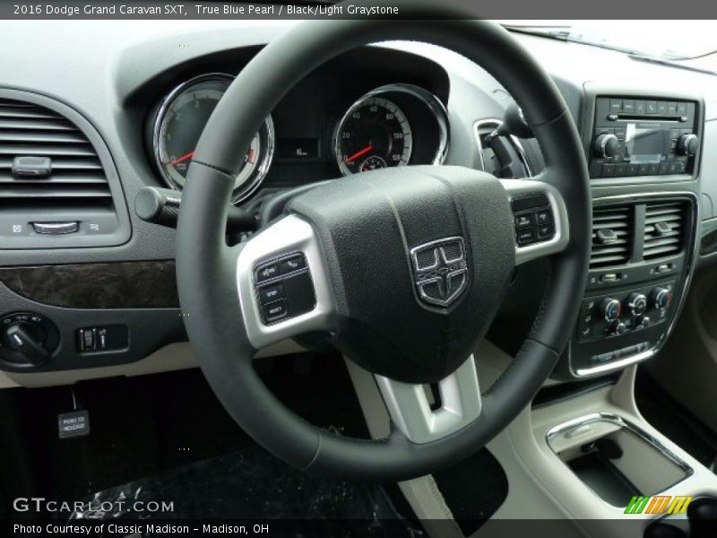 True Blue Pearl / Black/Light Graystone 2016 Dodge Grand Caravan SXT